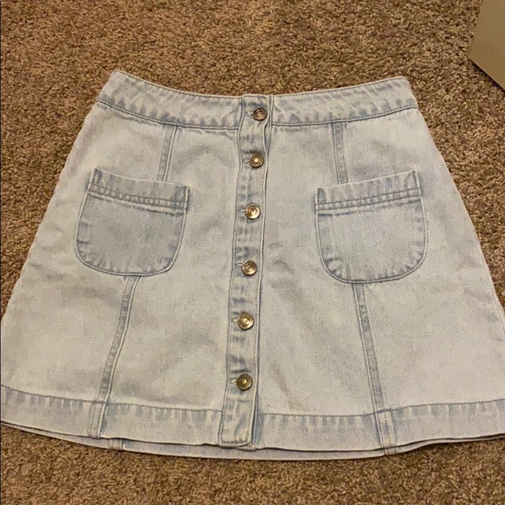 High waisted skirt
